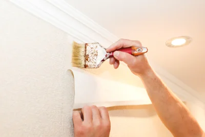Pose de papier peint à Fresnay-l'Évêque — revêtements muraux et toiles de verre